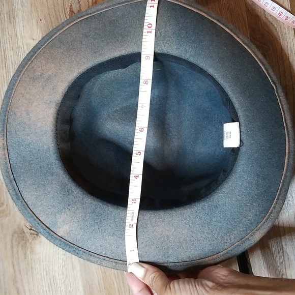 Womens 100% Wool Winter Hat Blue Cream Mix Low Ride - Picture 6 of 9